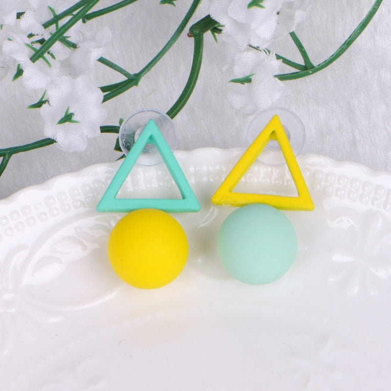 Long Acrylic Black White Triangle Studs Earrings
