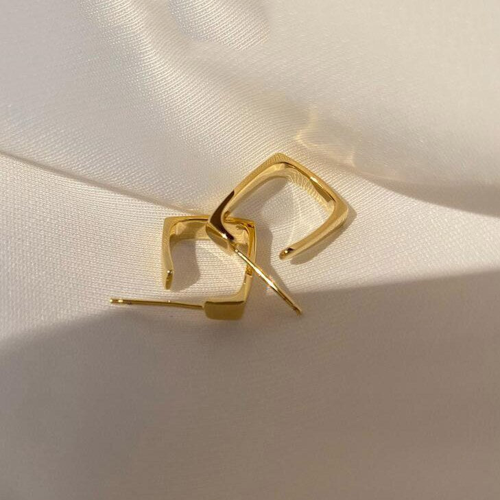 Fashion Square Metal Hoop Earrings for Women