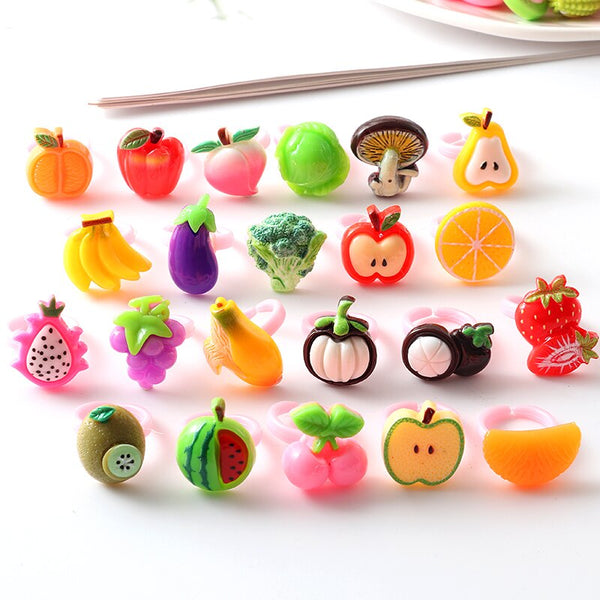 Juego de 10 anillos de dibujos animados para niños, dulces, flores, niñas, adorables anillos de fruta para el dedo.