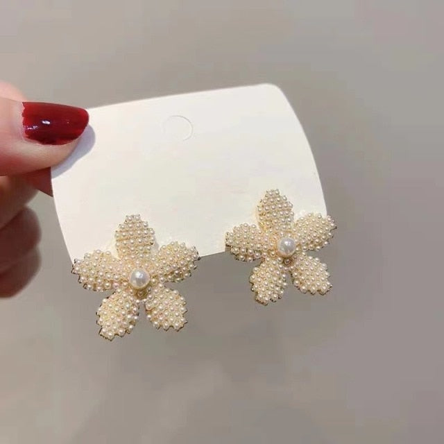 Pineapple pearl earrings