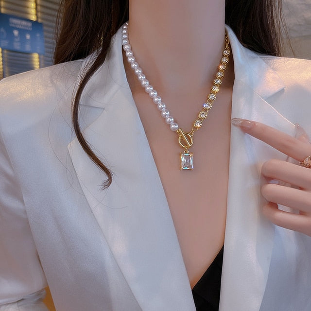 Korean Style Simulation Pearl Asymmetric Choker
