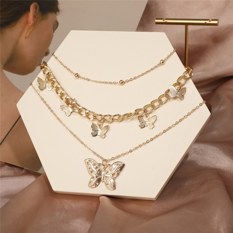 Trendy Multilayer Heart Snake Pendant Necklace