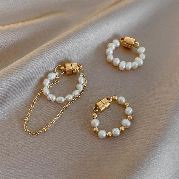 Clip para oreja de perla natural de oro metálico