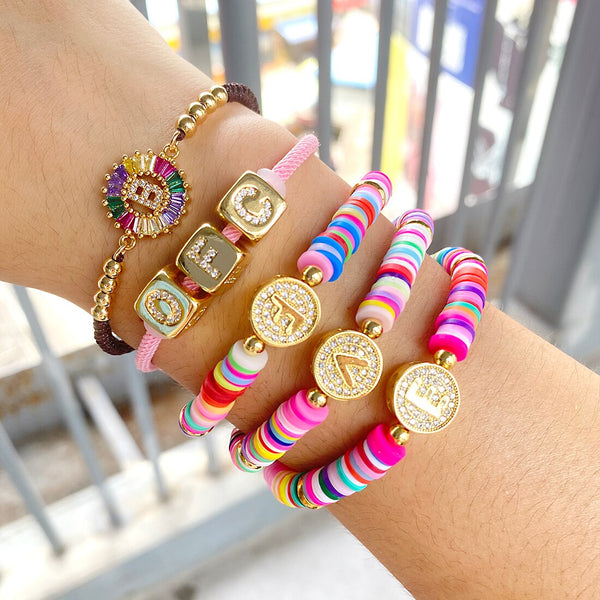 Nueva pulsera con dije de arcoíris y letras bohemias para hombre y mujer