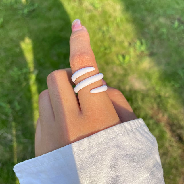 Cool Hollow Out - Twist Metal Ring