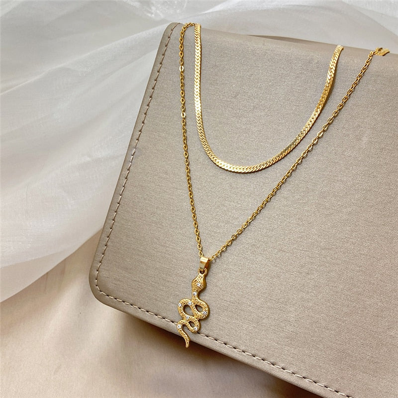 Trendy Multilayer Heart Snake Pendant Necklace
