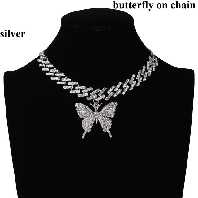 Glam Butterfly Necklace Set