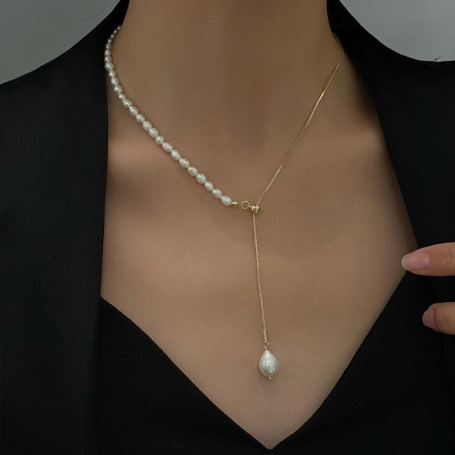 Elegant Natural Freshwater Pearl Necklace
