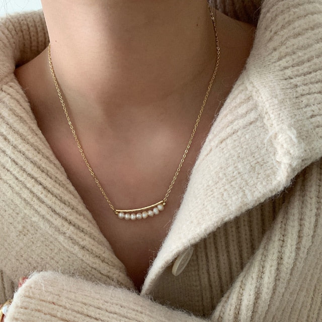 Elegant Natural Freshwater Pearl Necklace