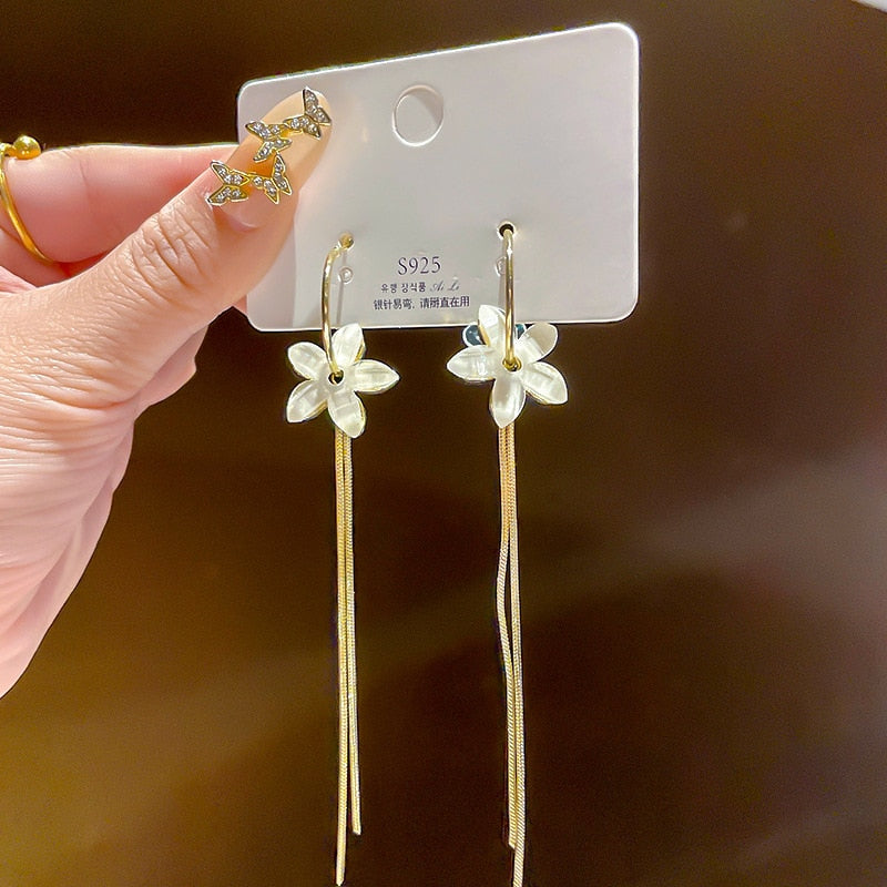 South Korea spring and summer new five-leaf flower tassel long earring