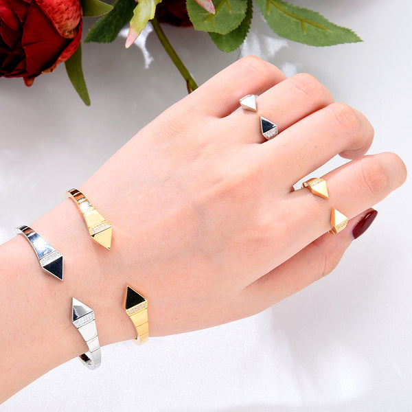 Trendy Luxury Snake Design Statement Bangle Cuff Ring Sets
