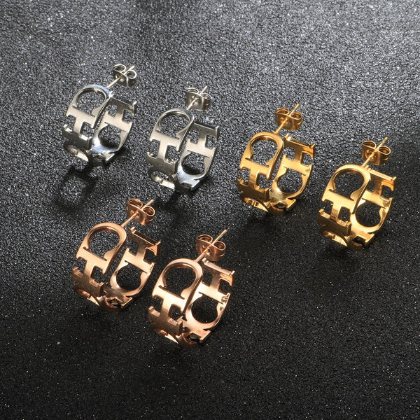 Pendientes de acero inoxidable de lujo con forma de C y baño de oro