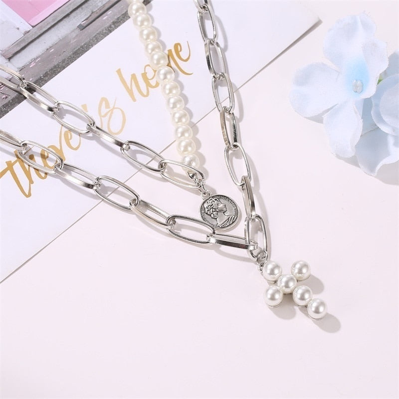 Irregular Pearl Choker Necklaces for Women