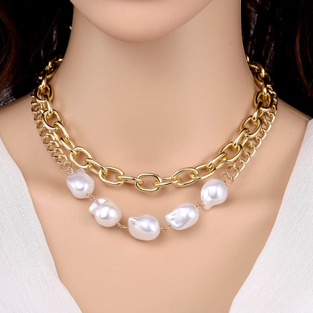 Women Baroque Pearl Metal Charm Pendant Necklaces
