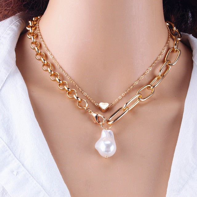 Women Baroque Pearl Metal Charm Pendant Necklaces