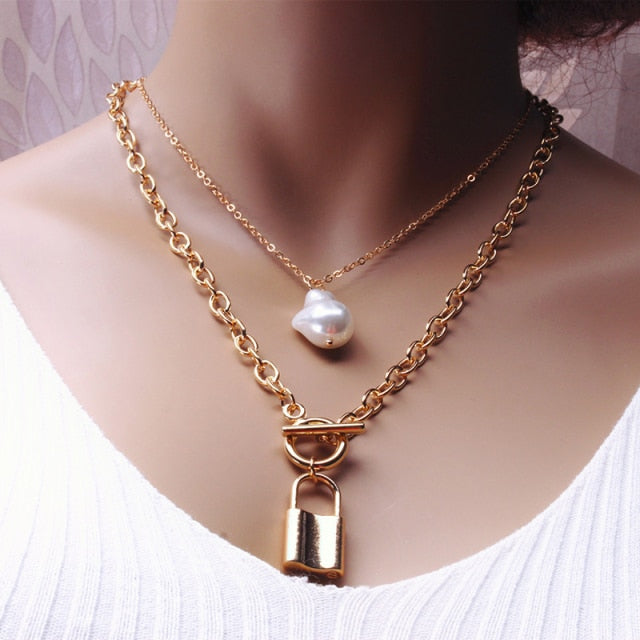 Women Baroque Pearl Metal Charm Pendant Necklaces