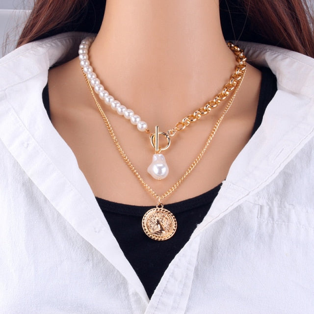 Women Baroque Pearl Metal Charm Pendant Necklaces