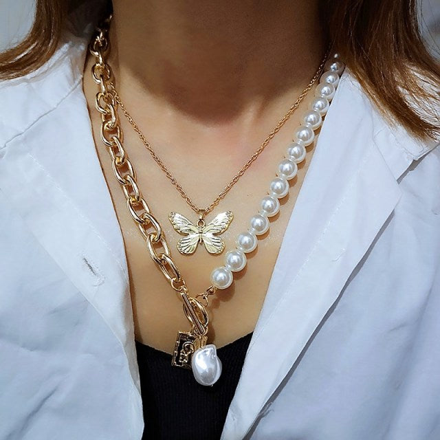 Women Baroque Pearl Metal Charm Pendant Necklaces