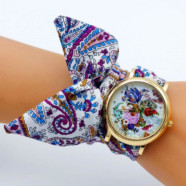 Design Ladies Butterfly Cloth Wristwatch