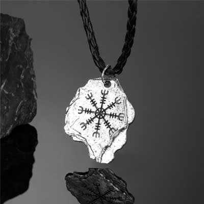 Viking Compass Necklaces  Men Norse Runes Amulet Pendant