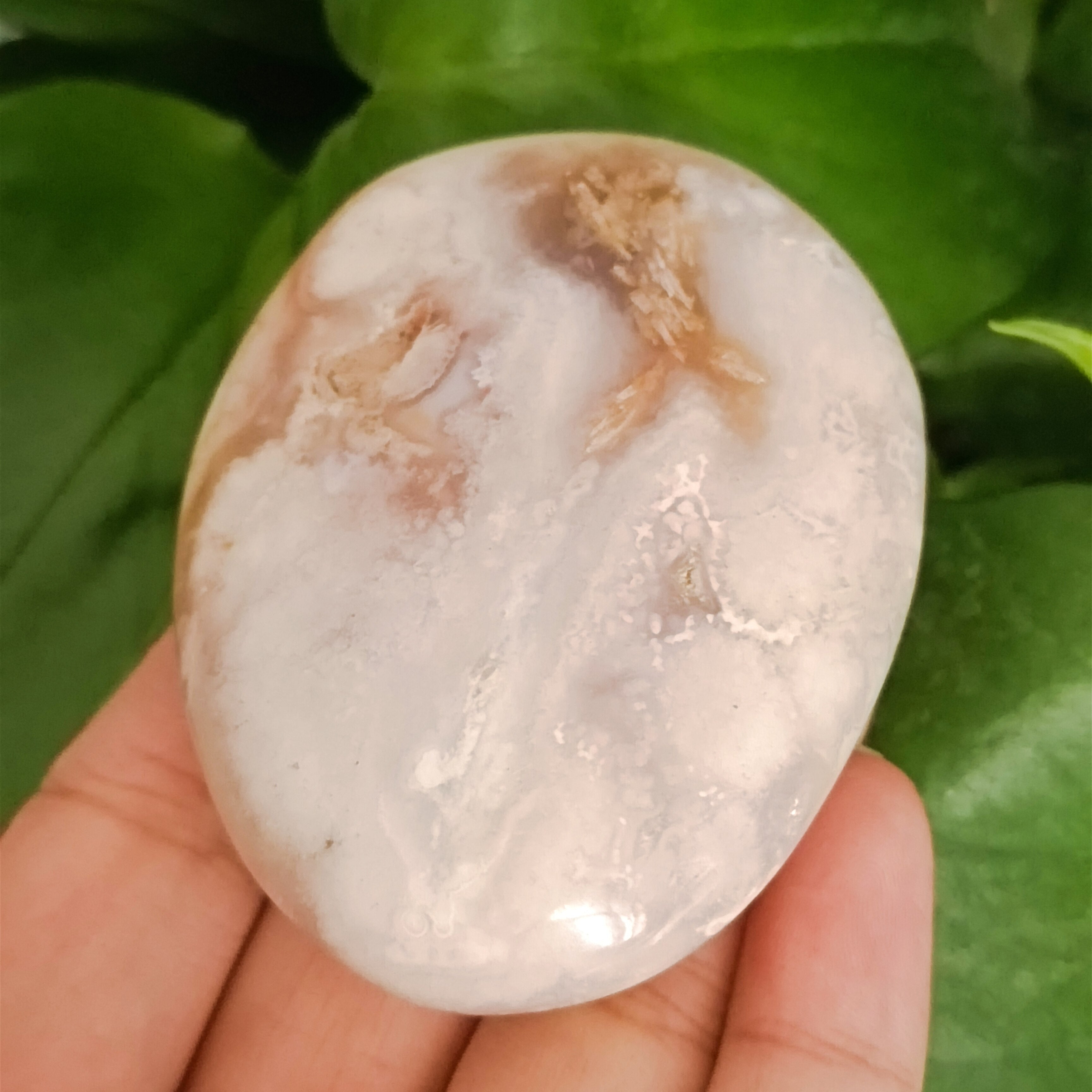 Natural crystal cherry blossom agate palm stone