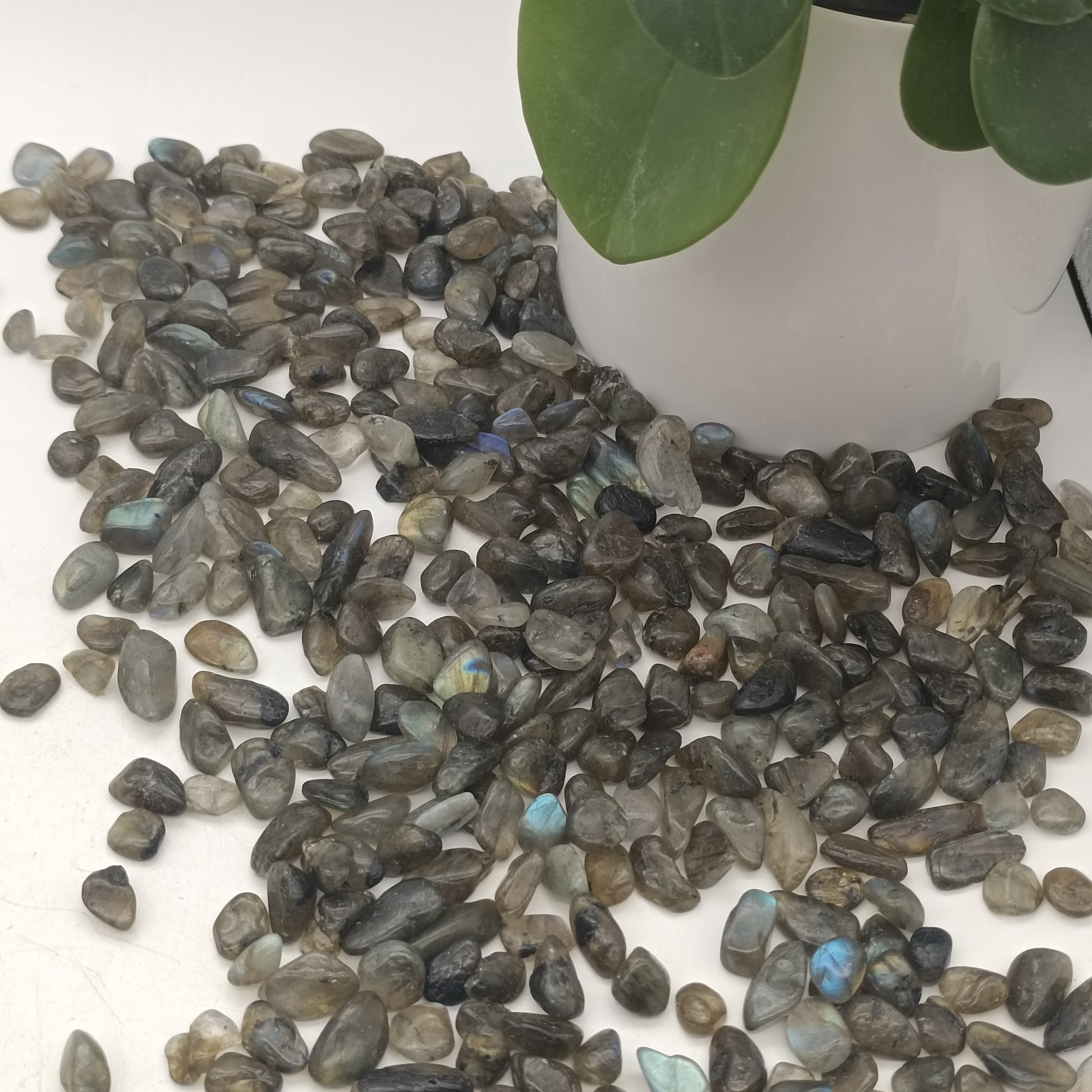 Natural Labradorite Stone gravel  Crystal