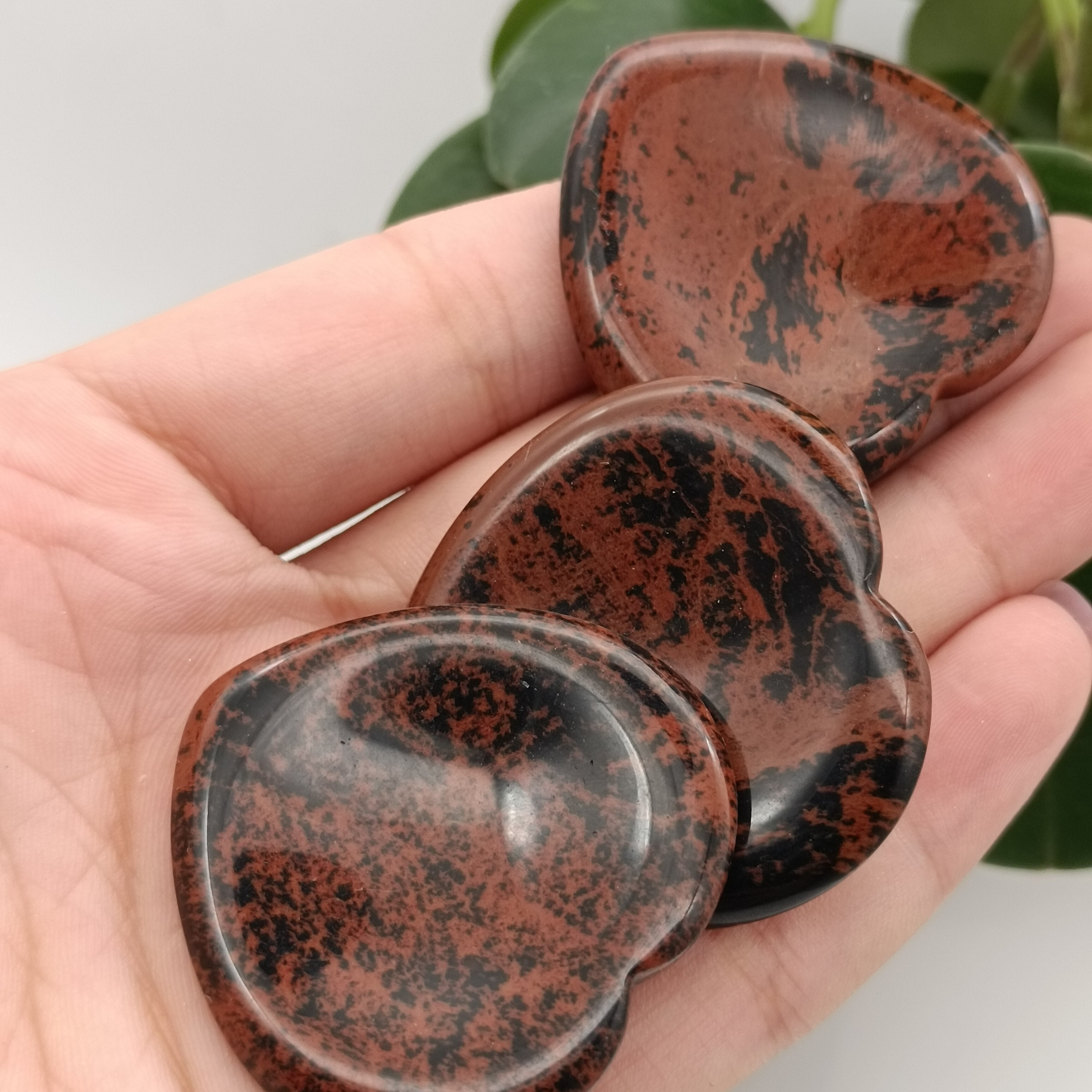 Thumb-shaped nepenthe water drop concave  stone