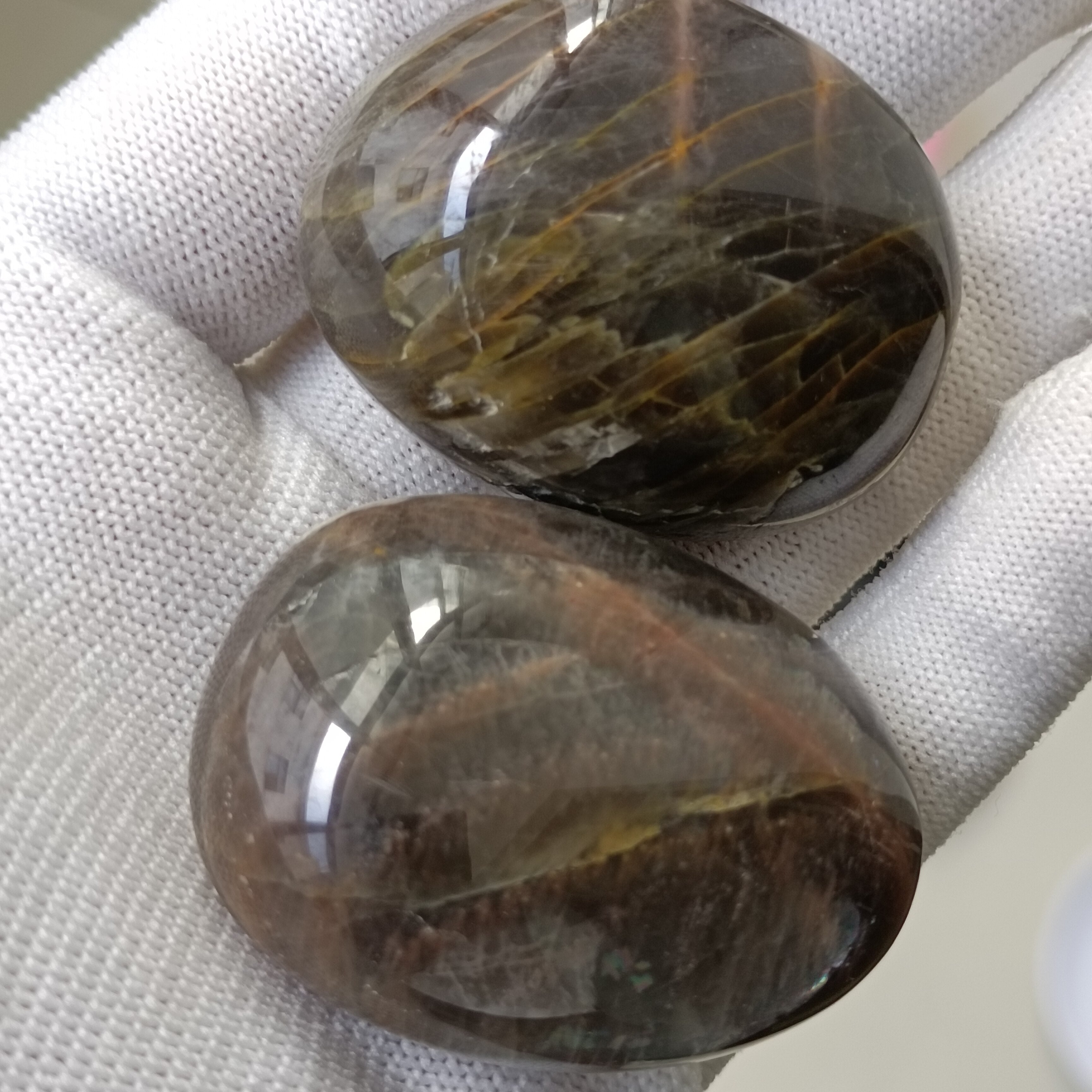 4.5-5cm    Natural black brown quartz moonstone