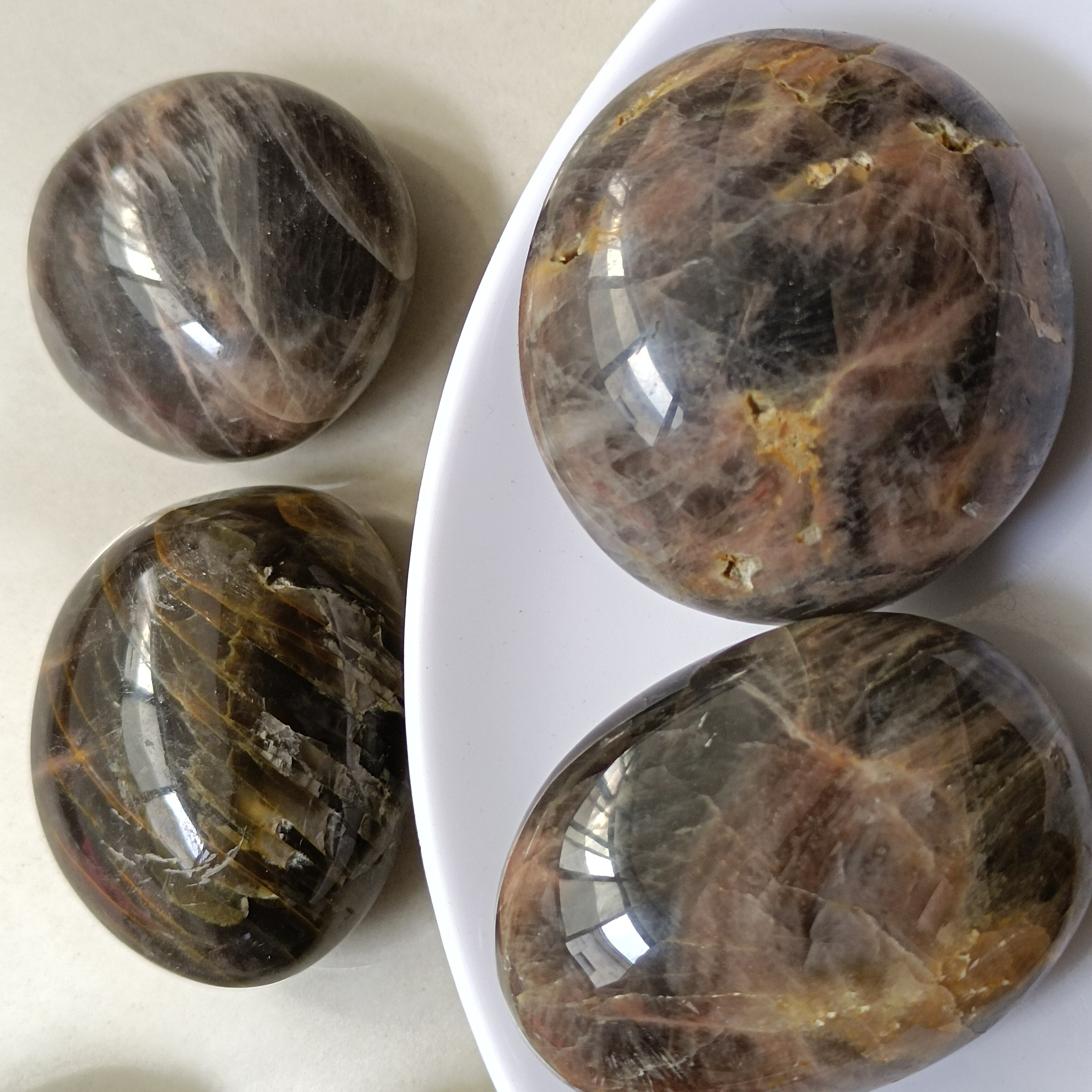 4.5-5cm    Natural black brown quartz moonstone