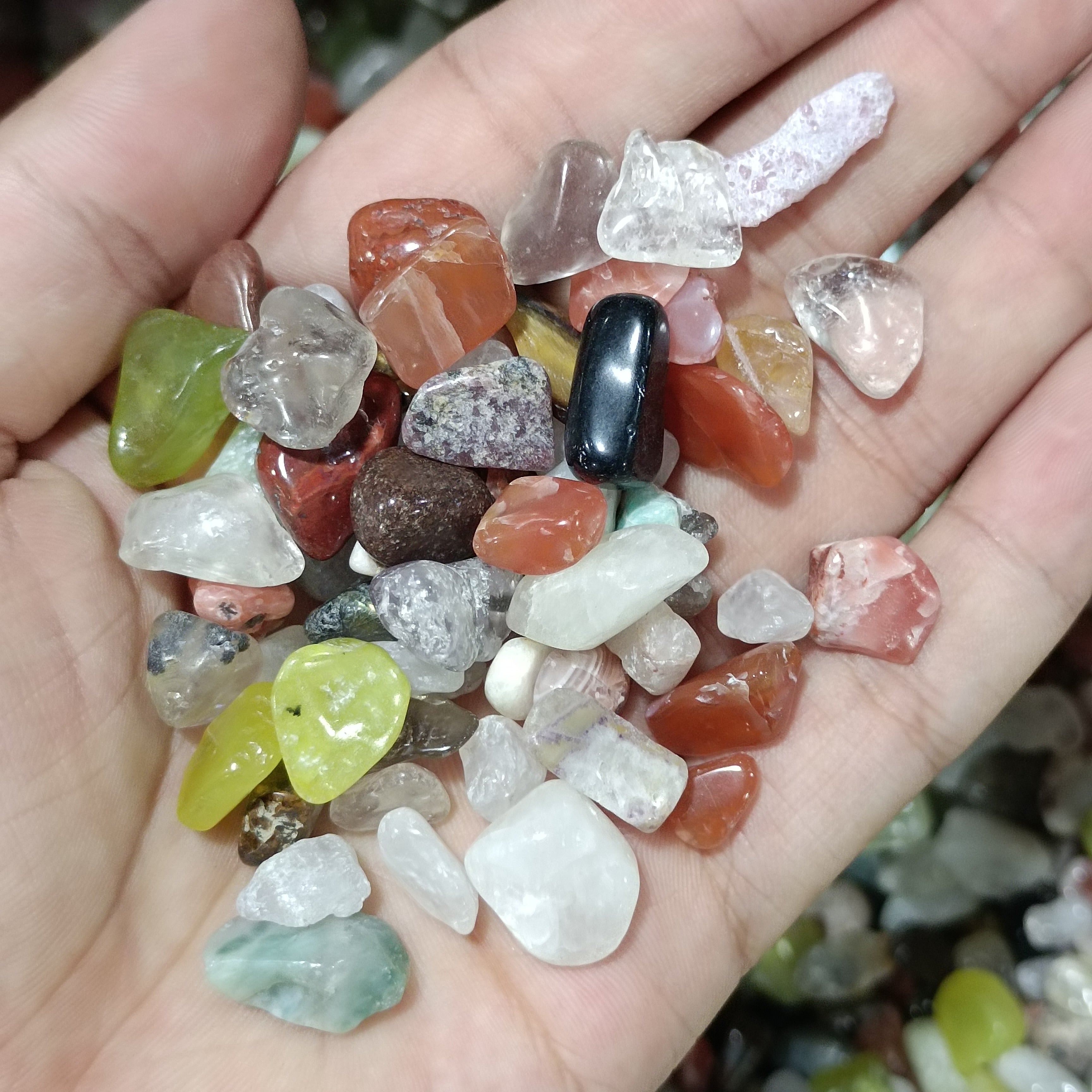 Natural Crystal Colorful Irregular gravel Stone