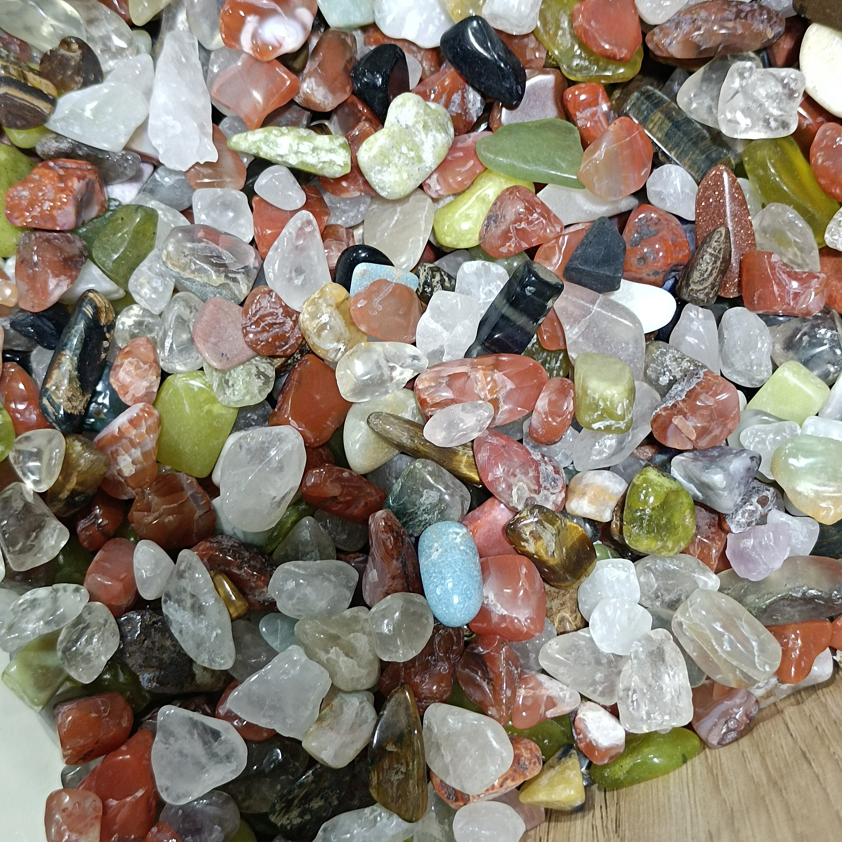 Natural Crystal Colorful Irregular gravel Stone