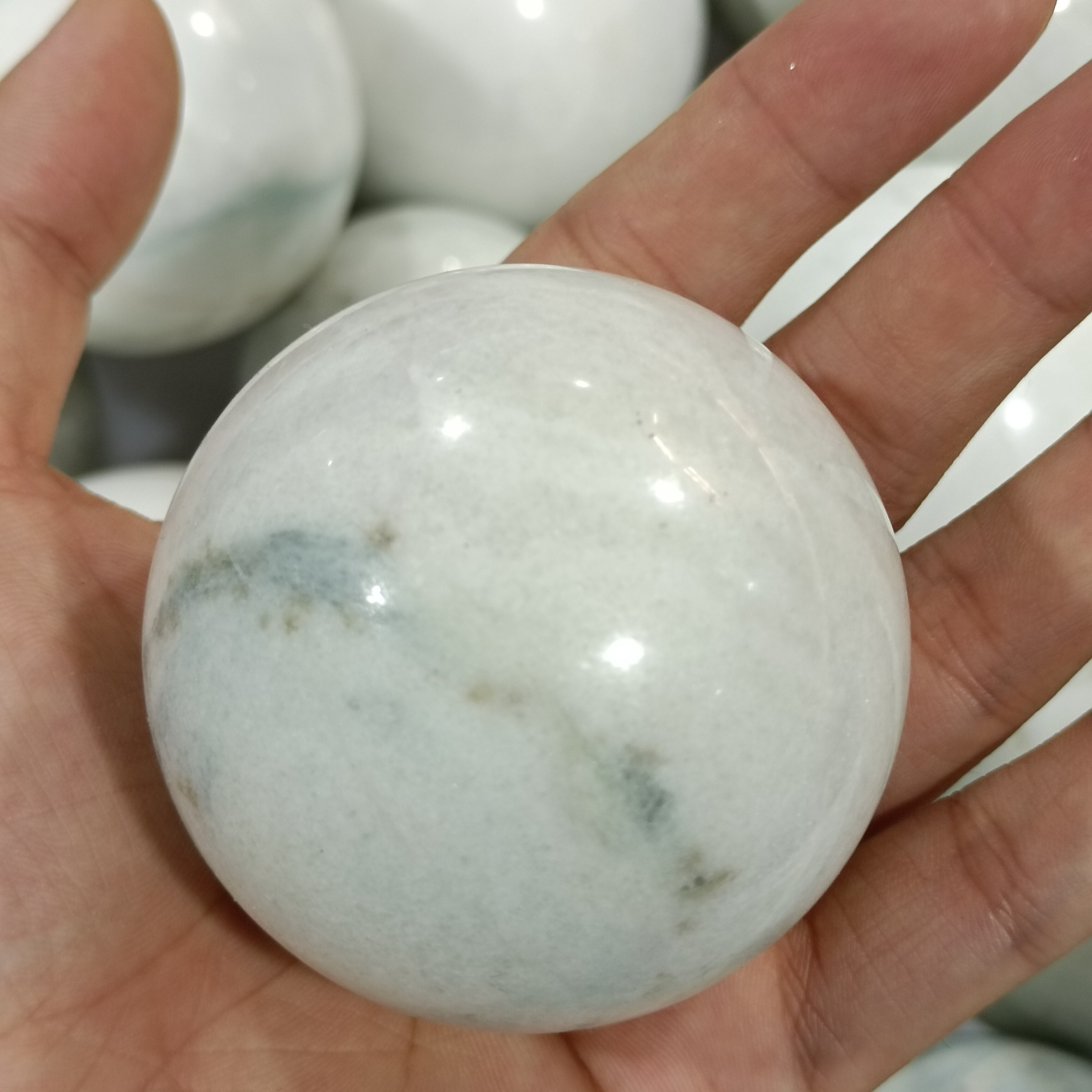 Natural crystal Ya blue pattern quartz ball