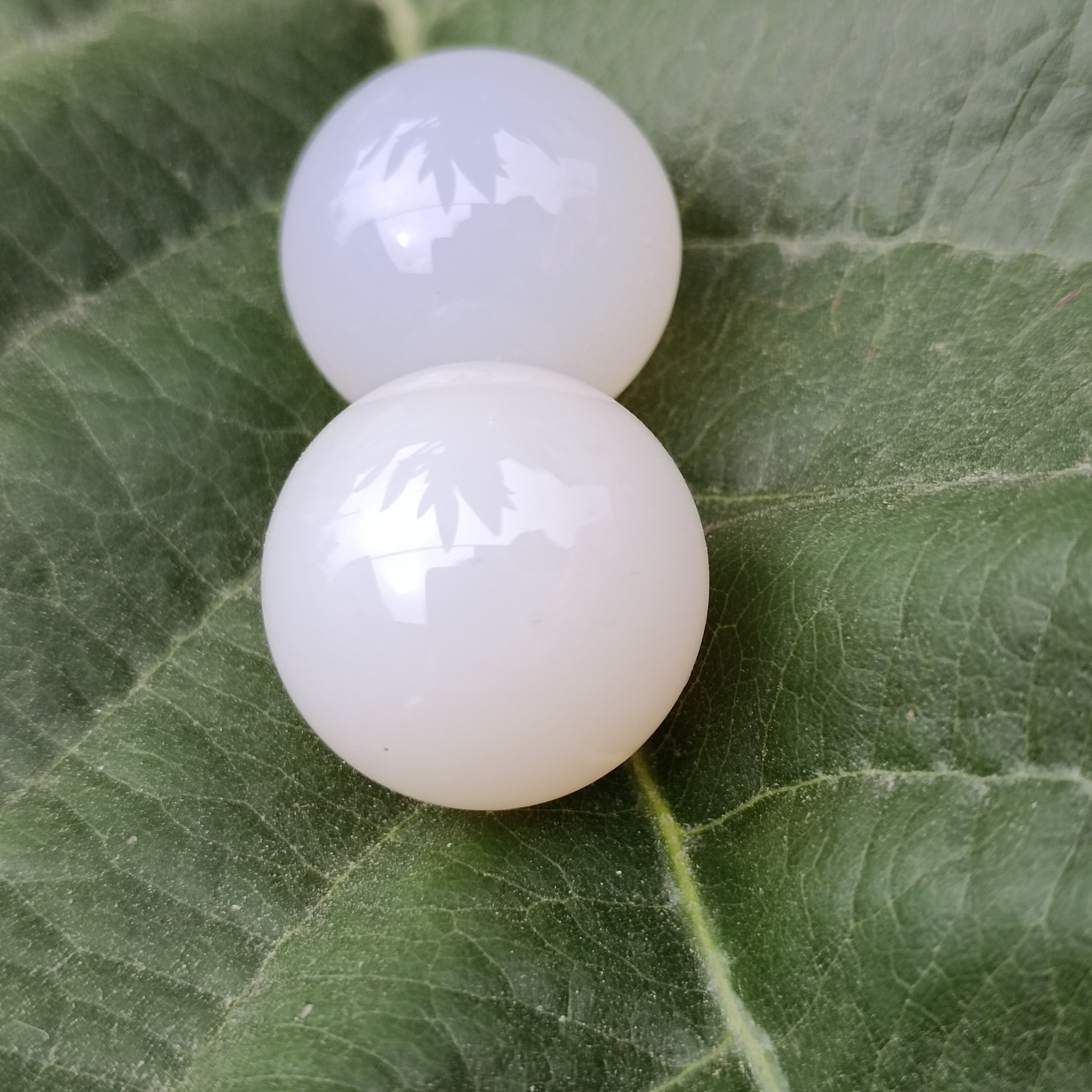 2cm Natural White Agates Stone