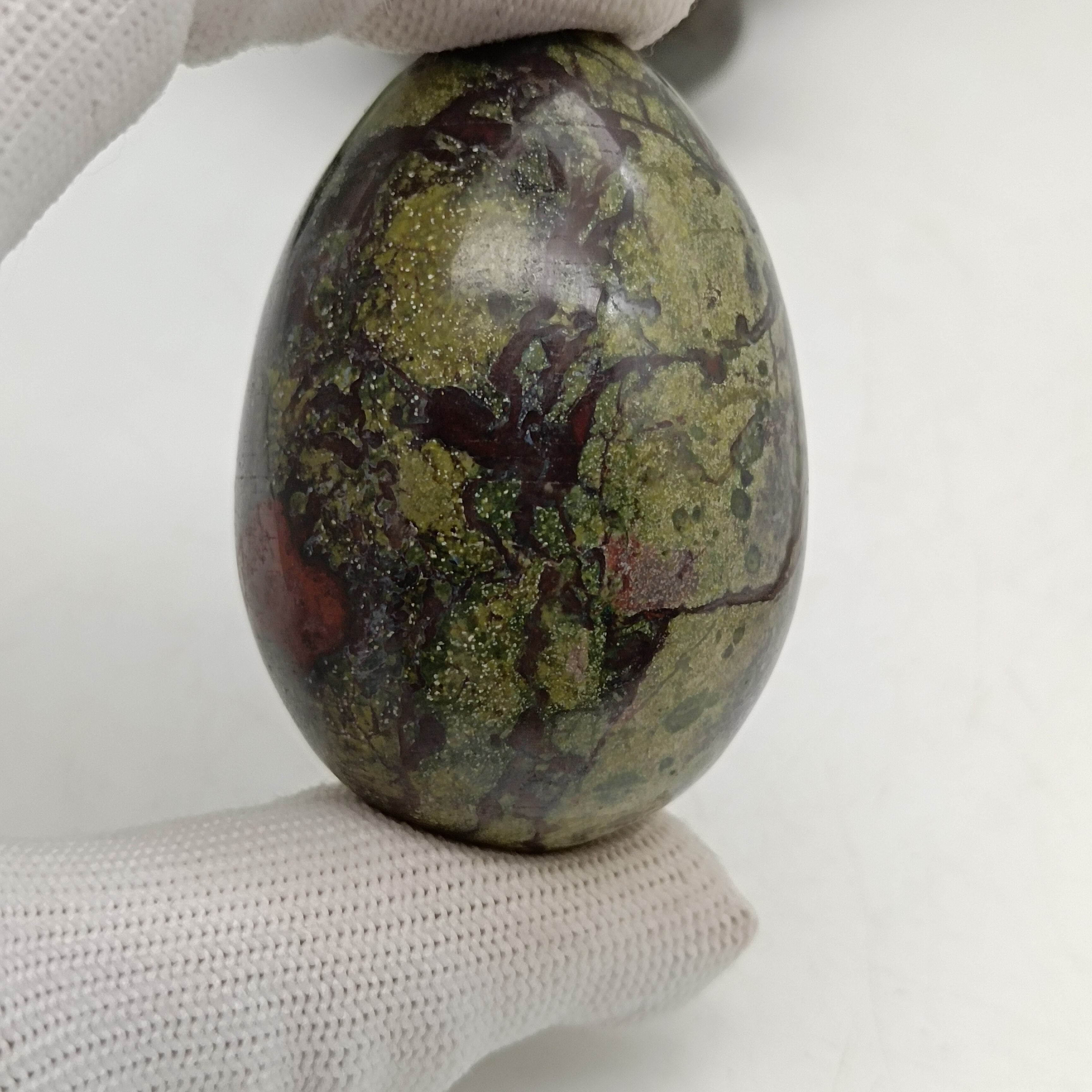 Natural rare dragon blood stone quartz crystal egg