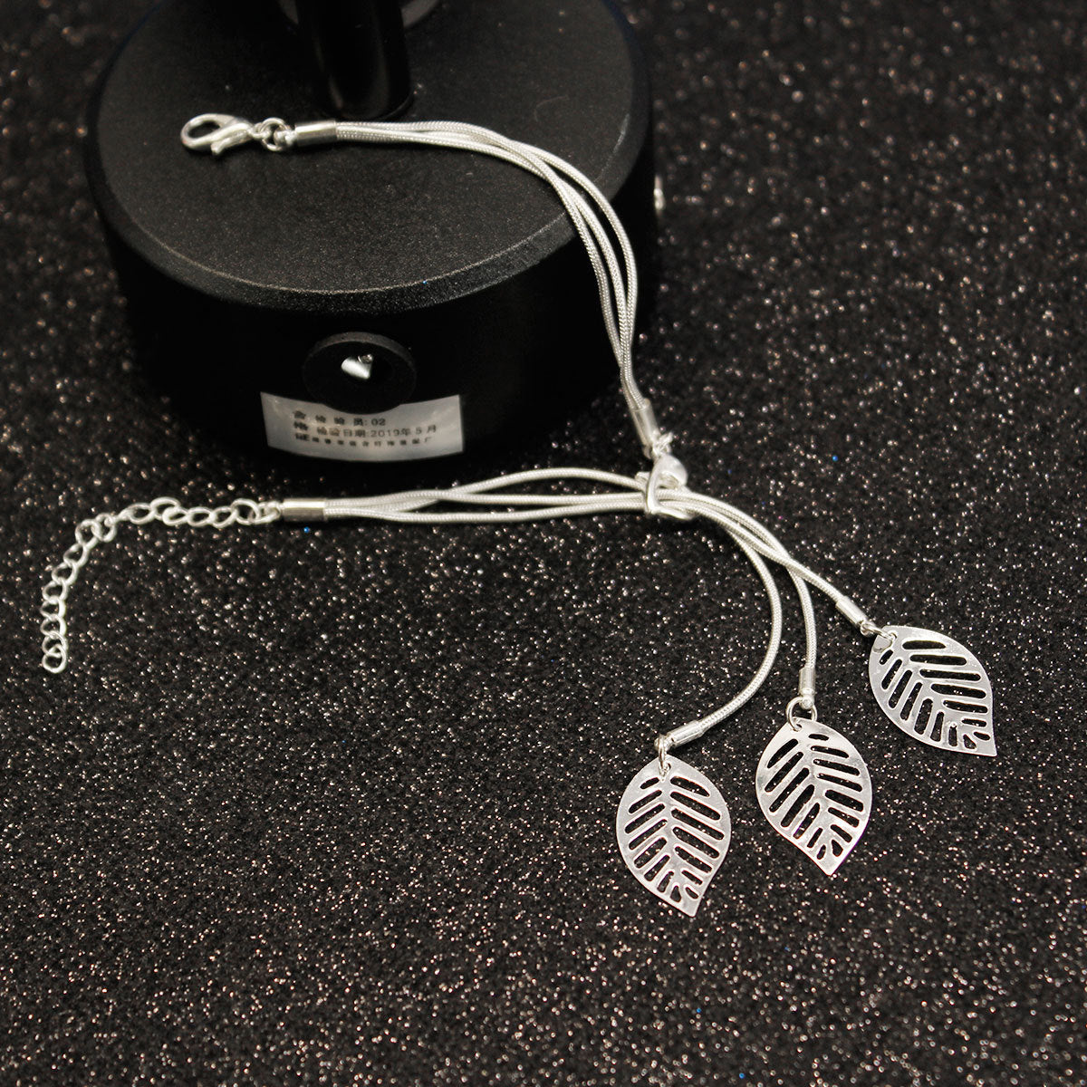 Korean Version Of Ins Gold Wire Mesh Hollow Heart Leaf Bracelet