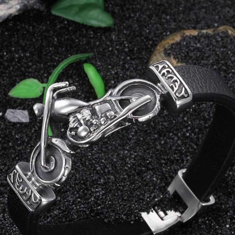 Unique Men  Metal Motorcycle and Skeleton Charm Bracelet
