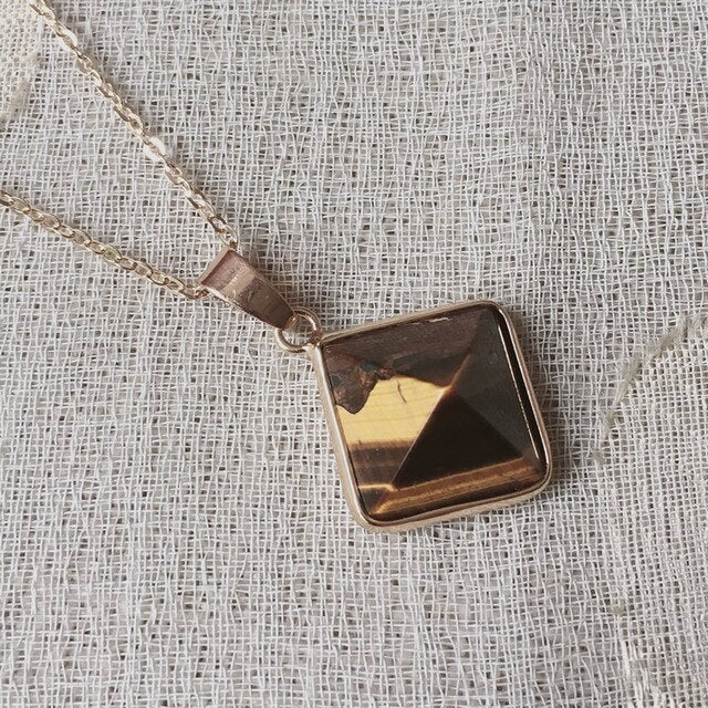 Natural Stone Quartz Pendulum