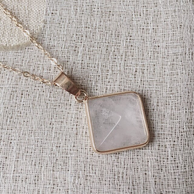 Natural Stone Quartz Pendulum
