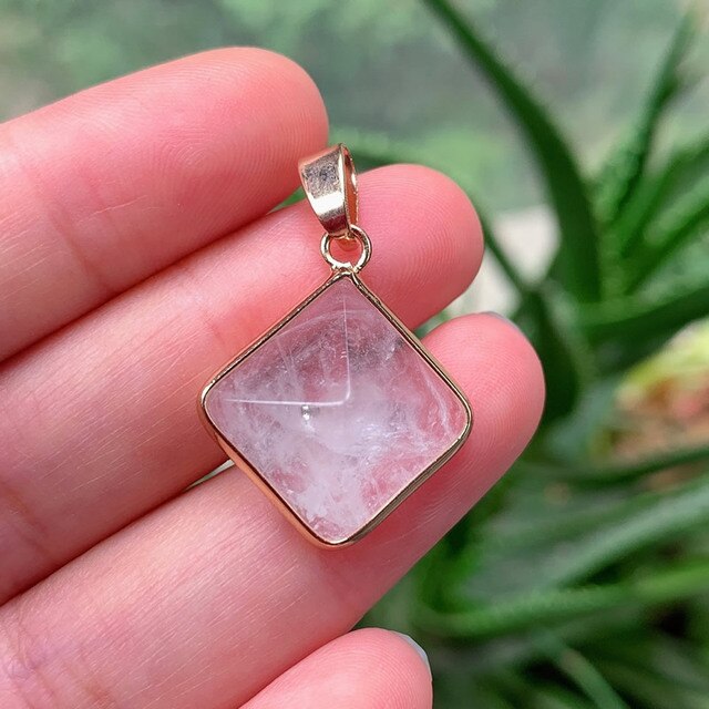 Natural Stone Quartz Pendulum