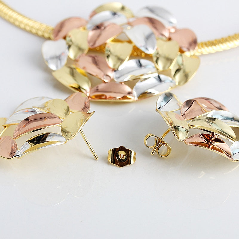 Fashion  Bohemia Earrings Necklace Pendant Flower Jewelry  Sets