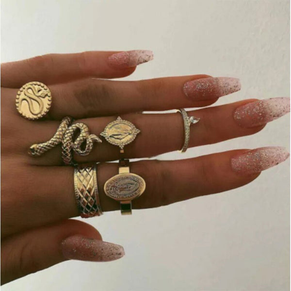 Anillo de serpiente bohemio con forma de moneda para mujer