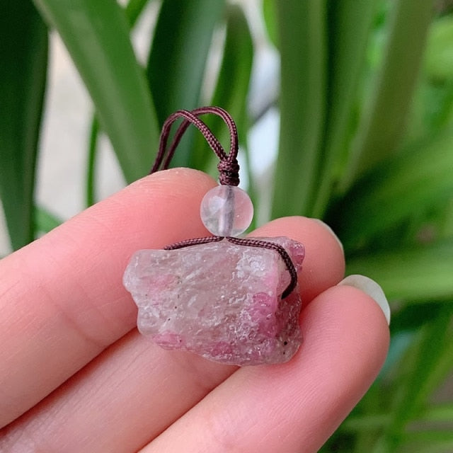 Irregular Small Rock Pendulum Natural Stone Necklace