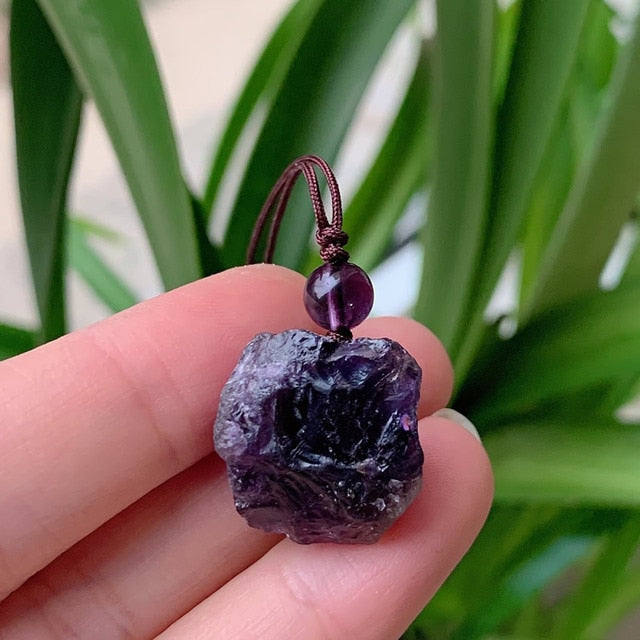 Irregular Small Rock Pendulum Natural Stone Necklace