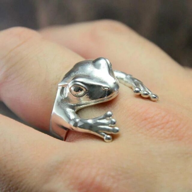 Blue Eyes Owl Ring