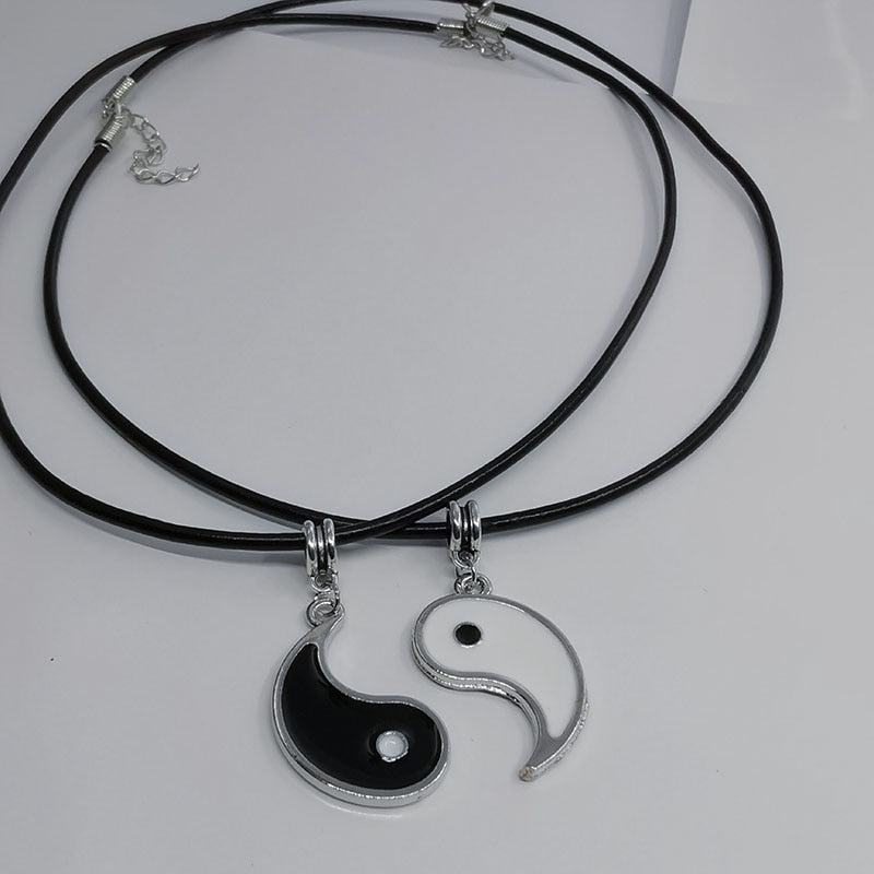 Tai Chi Yin Yang White Black Friendship Couples Necklaces