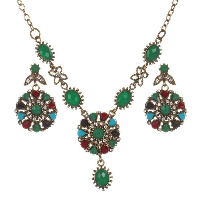 Bijouterie  Rhinestone Earrings and Necklace Set