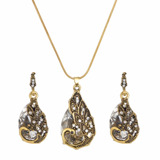 Bijouterie  Rhinestone Earrings and Necklace Set