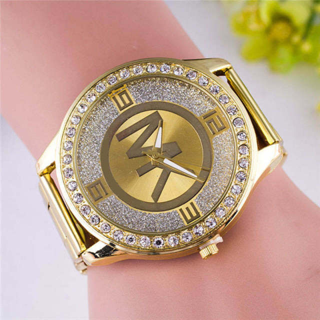 Luxury Ladies Fashion Full Diamond Quartz Watch
