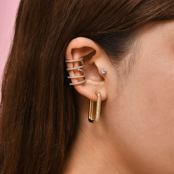 Pendientes de clip estilo huggie bohemios con cadena larga de cristal y oro multicolor