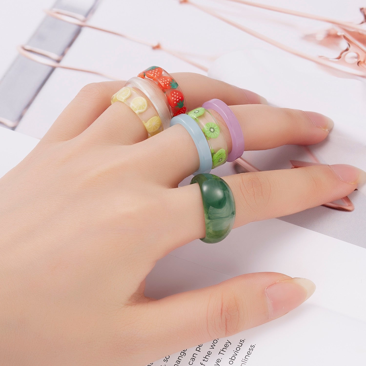 Fashion Colorful Acrylic Resin Geometric Round Transparent Rings Set
